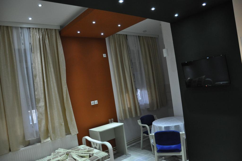 Rooms Turist Владичин-Хан Номер фото